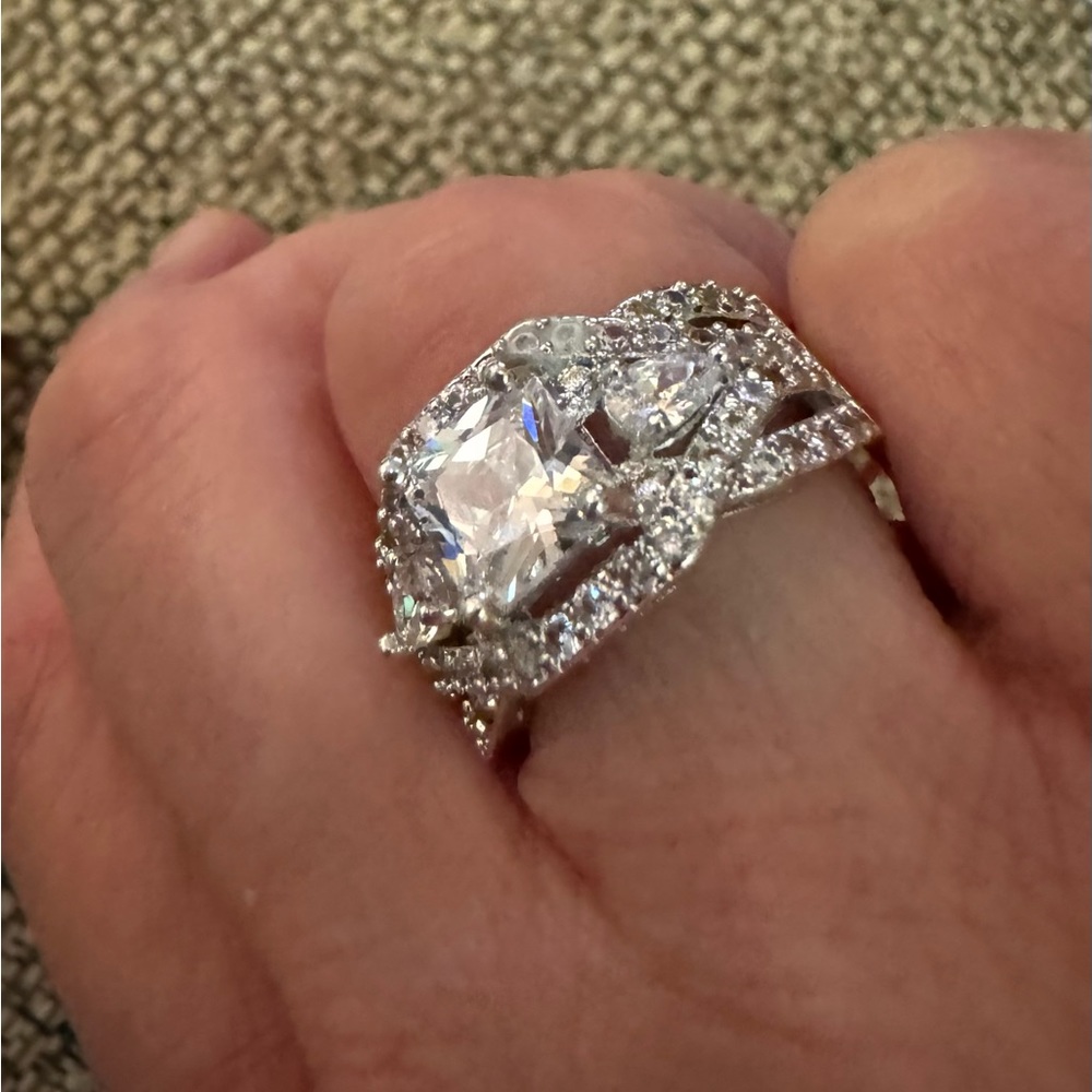 18k gold plated Wedding Ring silver Color Square
Shape AAA Cubic Zircon ring
